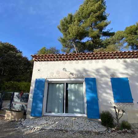Maisonnette Entre Luberon Et Sainte Victoire La Bastidonne Extérieur photo