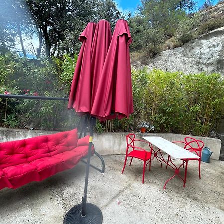 Maisonnette Entre Luberon Et Sainte Victoire La Bastidonne Extérieur photo